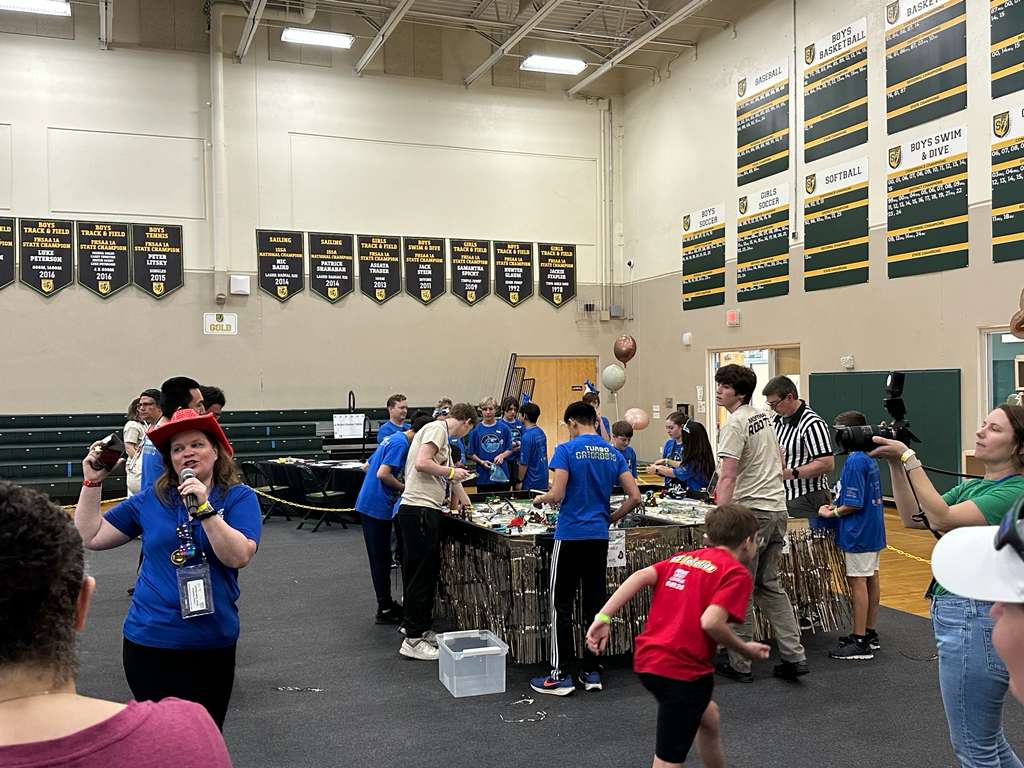 Turbo Gatorbots competing on the First LEGO League competition floor